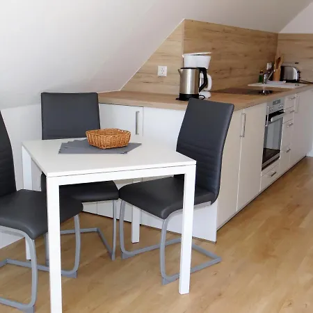 Haus Hinter Den Duenen App 6 Dg 2 Apartment Prerow